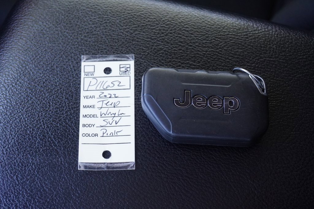 Used 2022 Jeep Wrangler Unlimited Rubicon w/ LED Lighting Group image 31