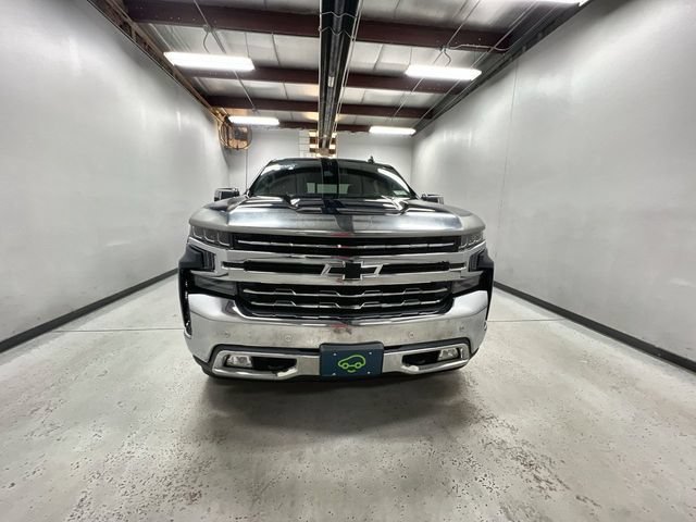 Certified 2020 Chevrolet Silverado 1500 LTZ w/ LTZ Premium Package AWD/4WD image 3