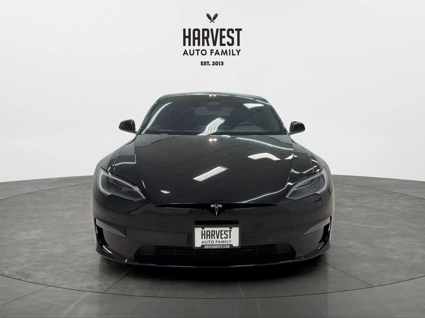 Used 2025 Tesla Model S image 11