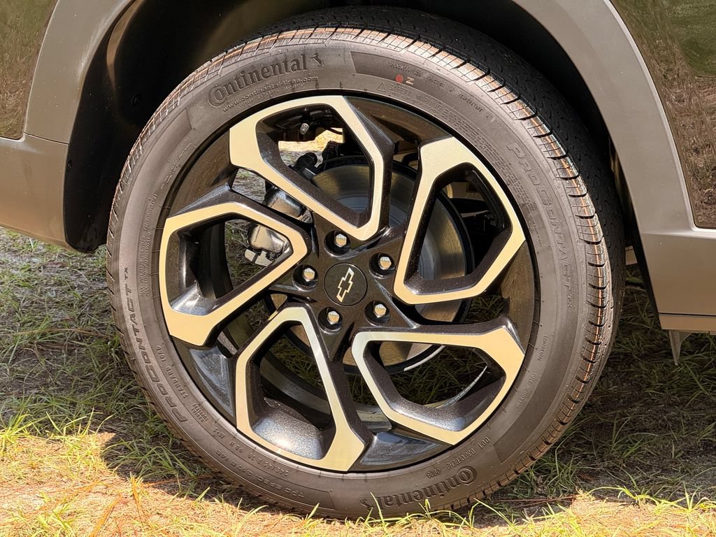 New 2026 Chevrolet Trax RS FWD image 9