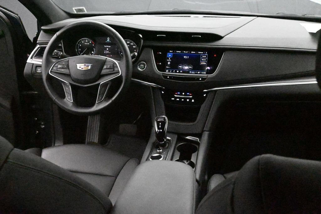 Used 2025 Cadillac XT5 Luxury AWD/4WD image 14