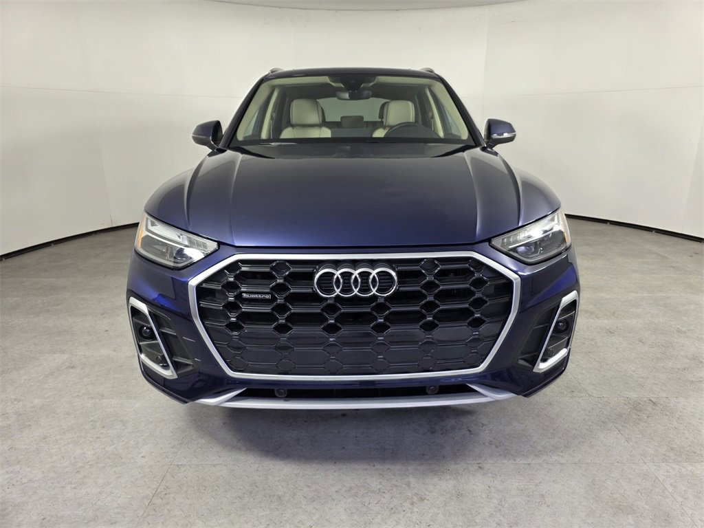 Used 2024 Audi Q5 2.0T Premium image 2