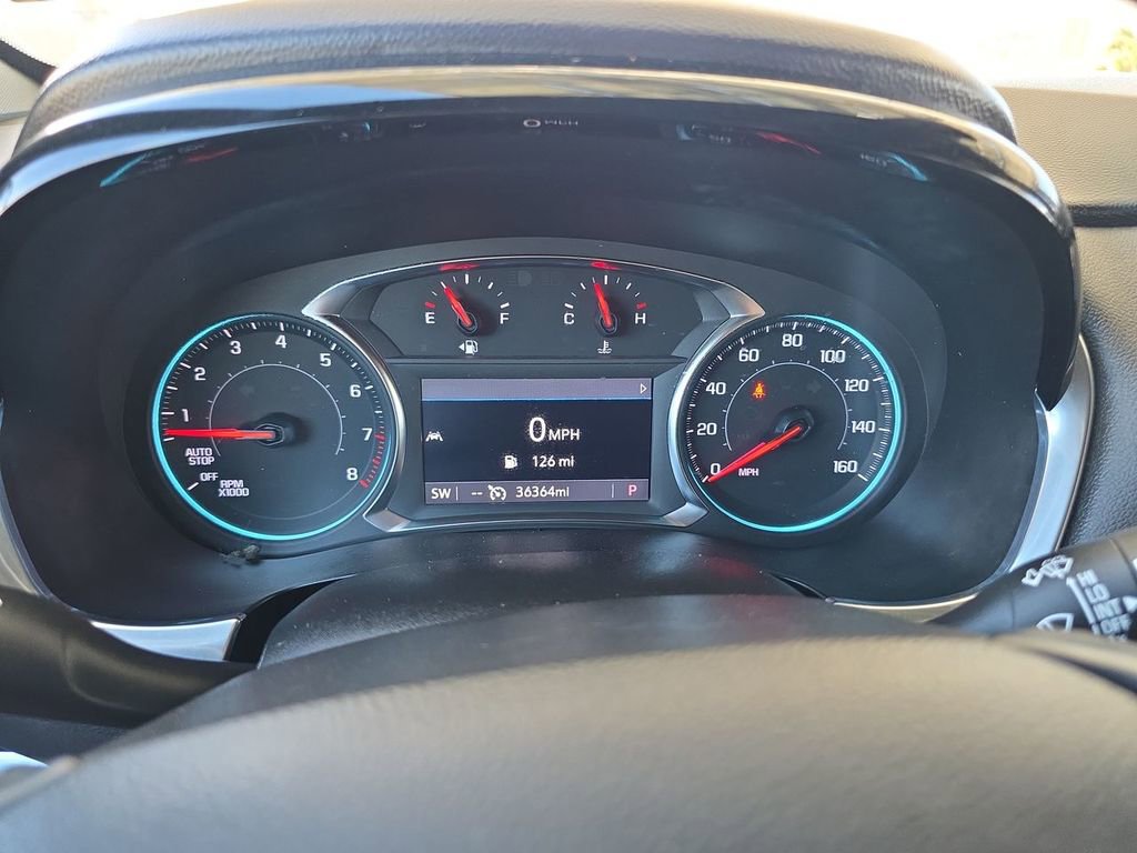 Used 2023 Chevrolet Traverse LT FWD image 12