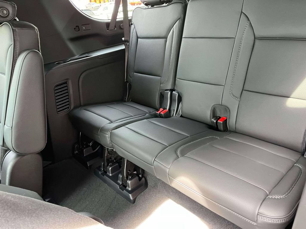 New 2026 GMC Yukon XL Denali w/ Denali Reserve Package AWD/4WD image 18
