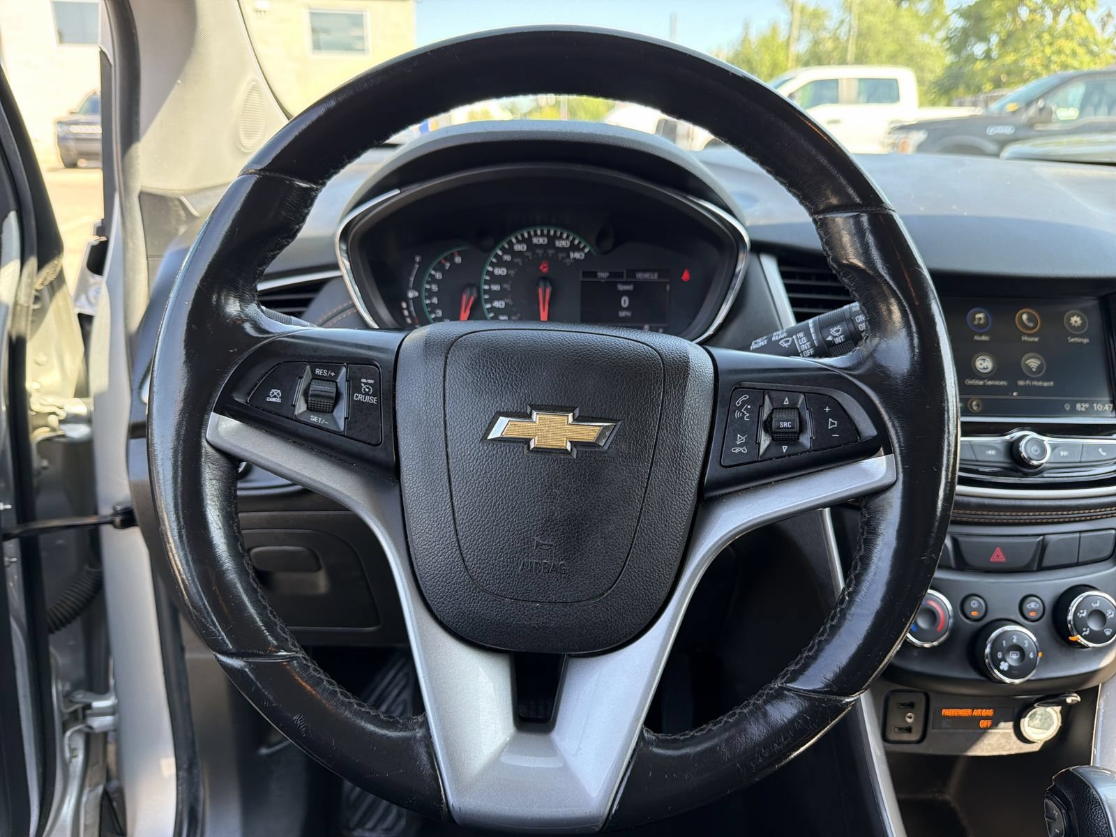 Used 2018 Chevrolet Trax LT w/ LT Convenience Package AWD/4WD image 23