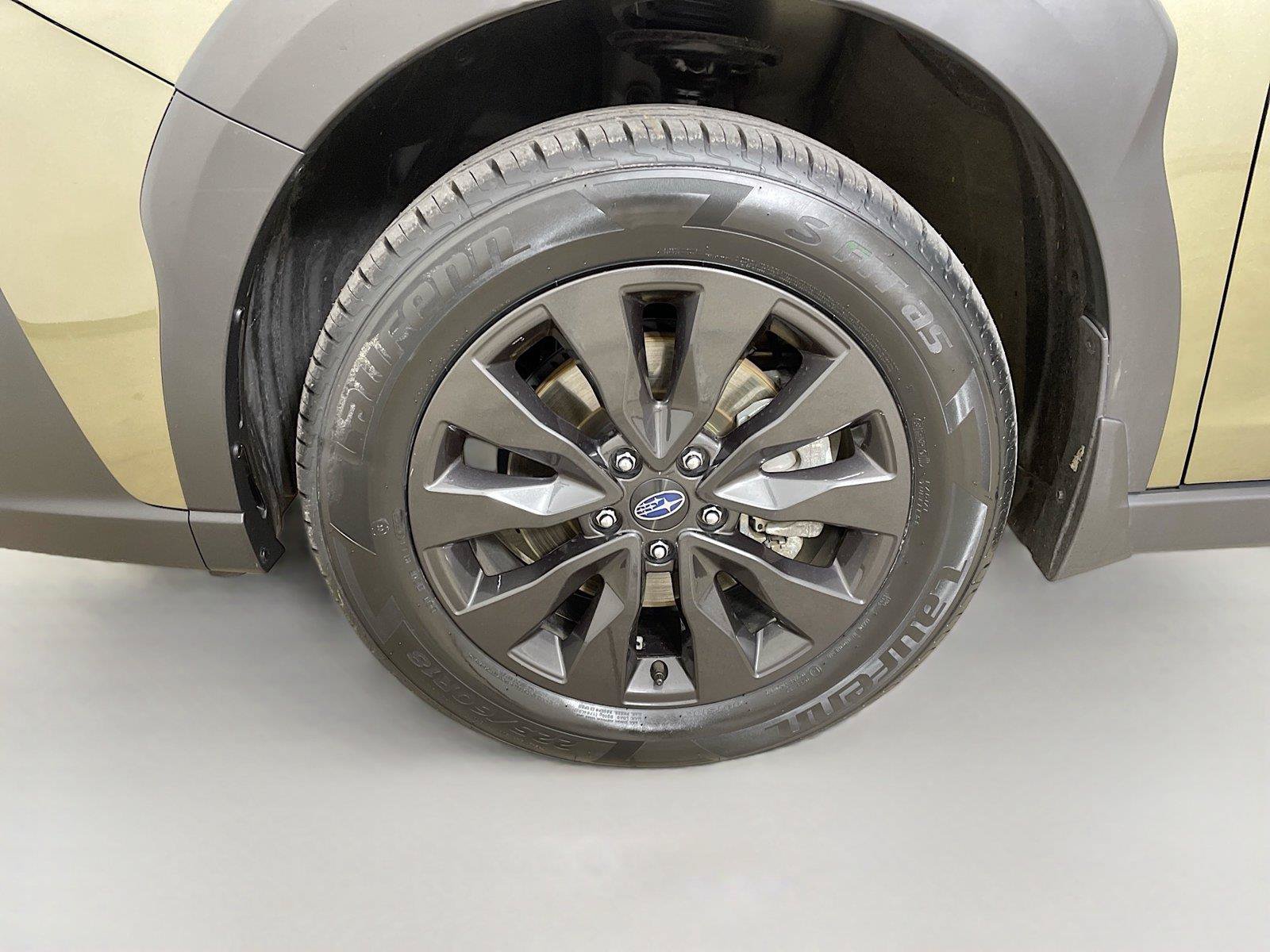 Used 2025 Subaru Outback Onyx Edition AWD/4WD image 29