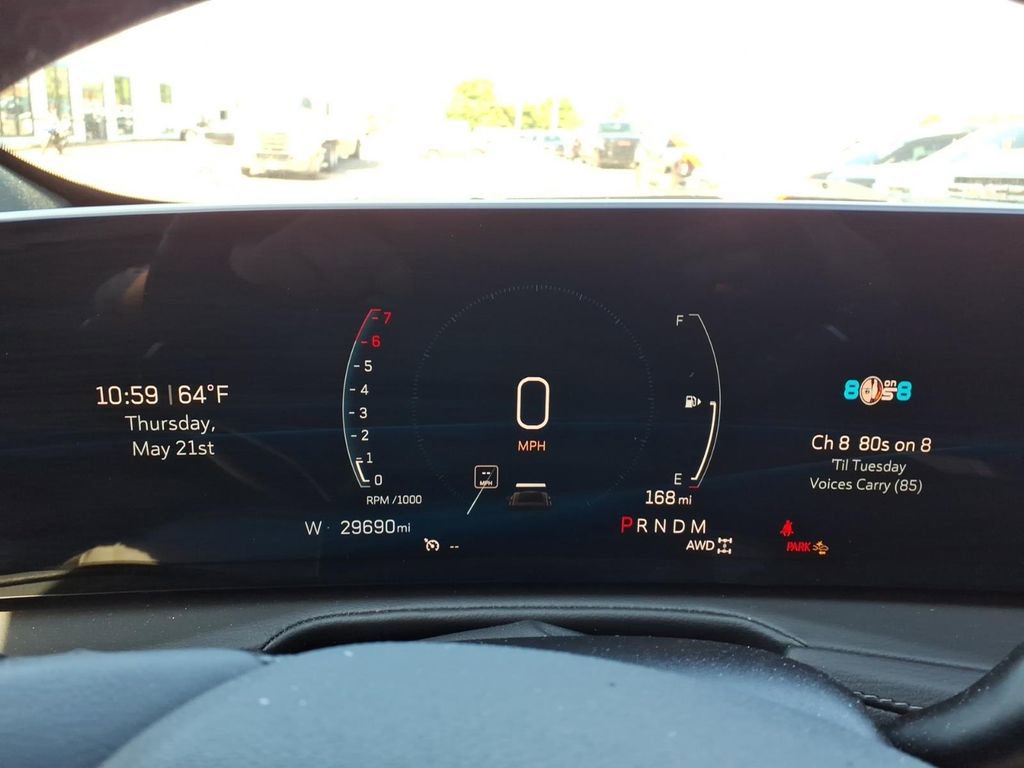 Used 2024 Cadillac XT4 Premium Luxury w/ Cold Weather Package AWD/4WD image 17