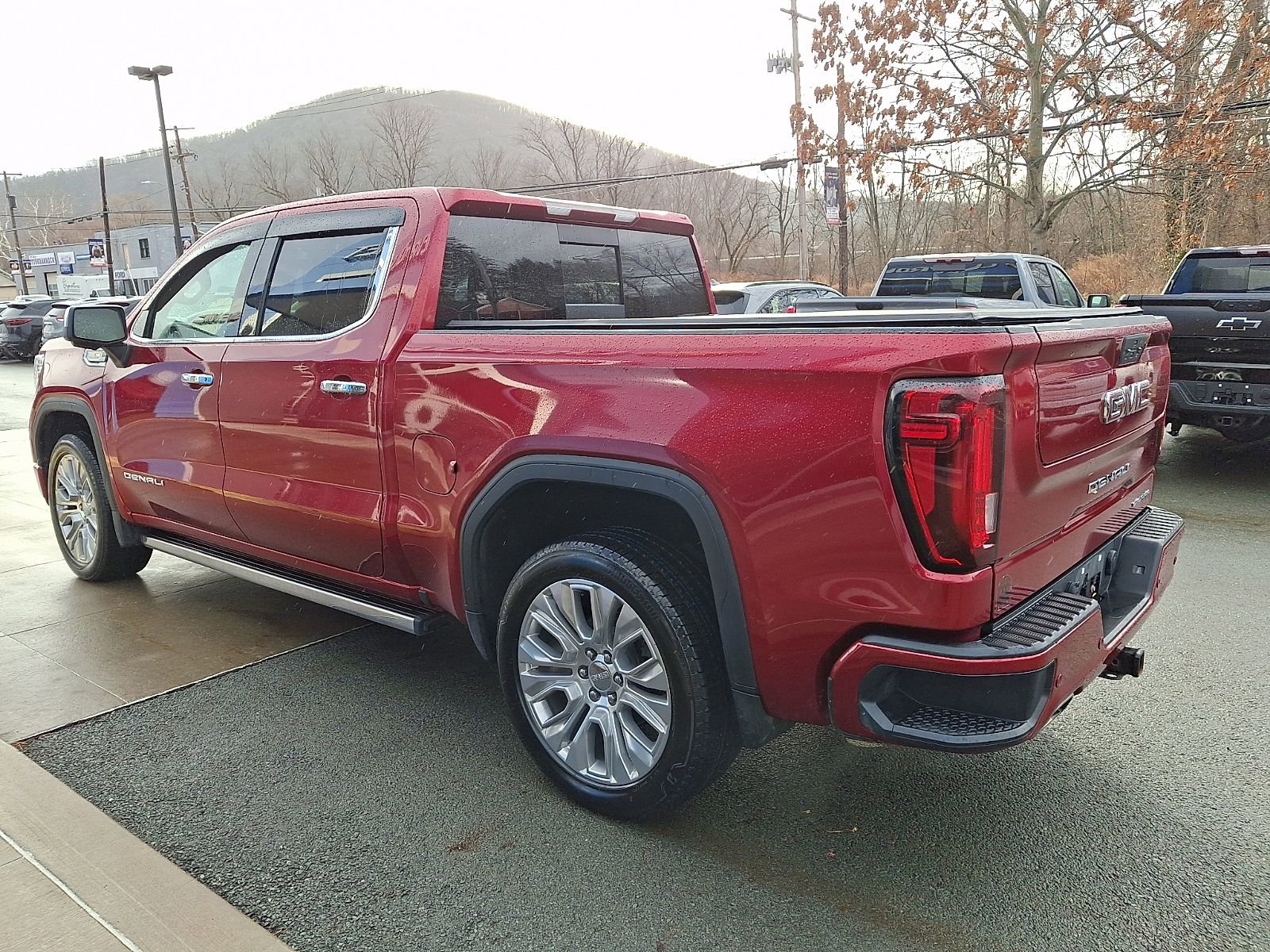 Used 2022 GMC Sierra 1500 Denali w/ Denali Premium Package image 4