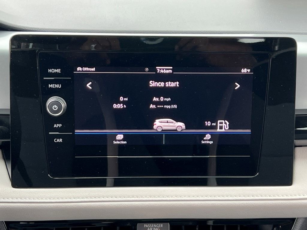 New 2025 Volkswagen Taos S image 23