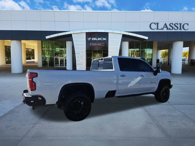 Used 2025 Chevrolet Silverado 3500 LTZ w/ LTZ Premium Package image 8