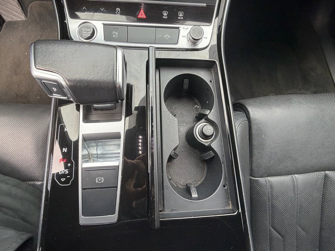 Used 2021 Audi A8 L 3.0T w/ Executive Plus Package image 36