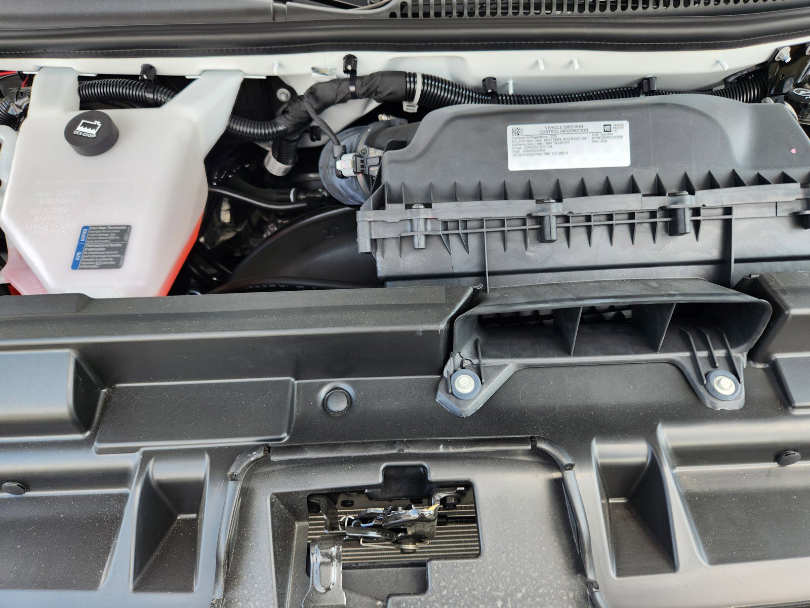 New 2025 GMC Savana 2500 Extended w/ Driver Convenience Package image 21