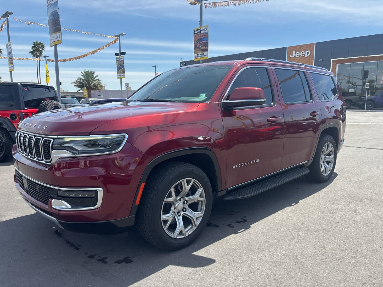 Used 2022 Jeep Wagoneer Series II image 2