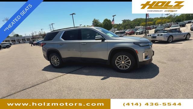 Certified 2023 Chevrolet Traverse LT w/ Rear Camera Mirror Package AWD/4WD image 9