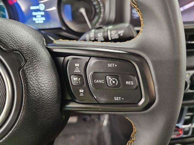 Used 2024 Jeep Wrangler Unlimited AWD/4WD image 16