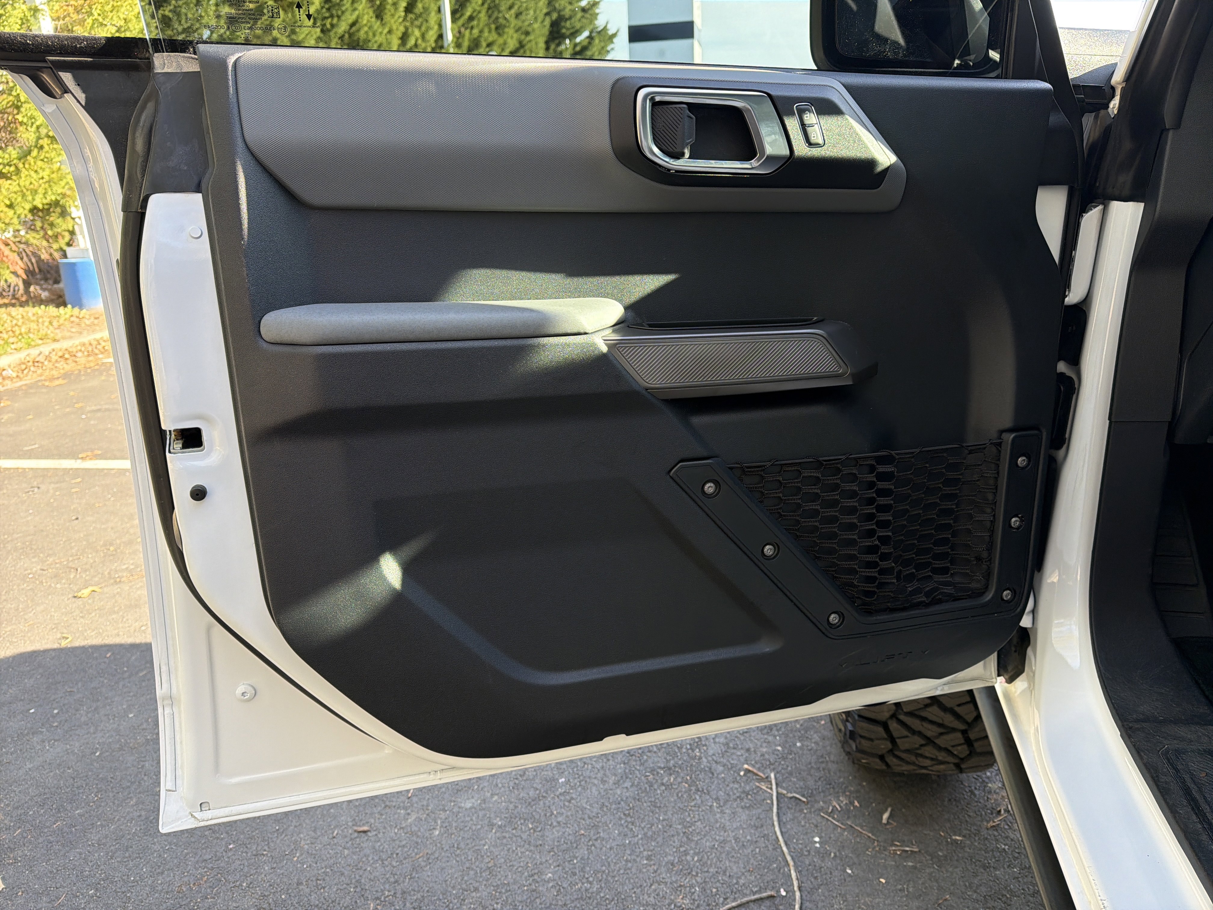 Used 2023 Ford Bronco Black Diamond image 14