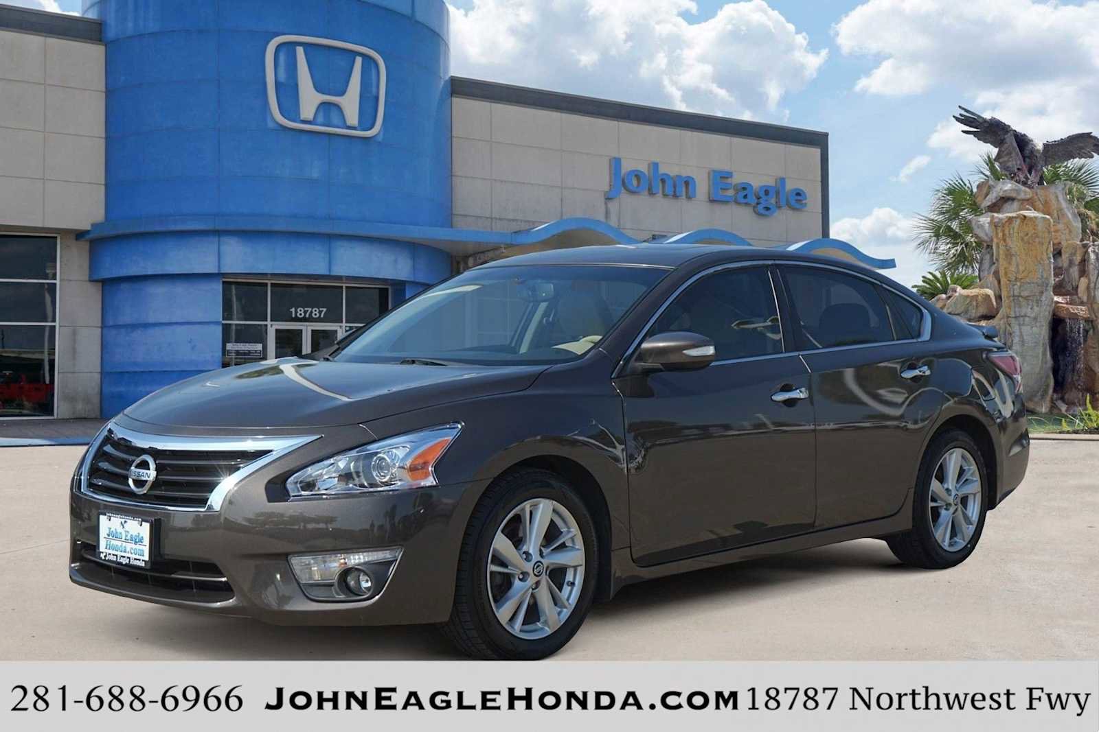 Used 2014 Nissan Altima 2.5 SL w/ Technology Package FWD image 1