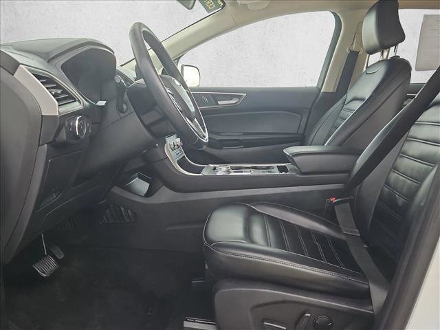 Used 2022 Ford Edge SEL image 16