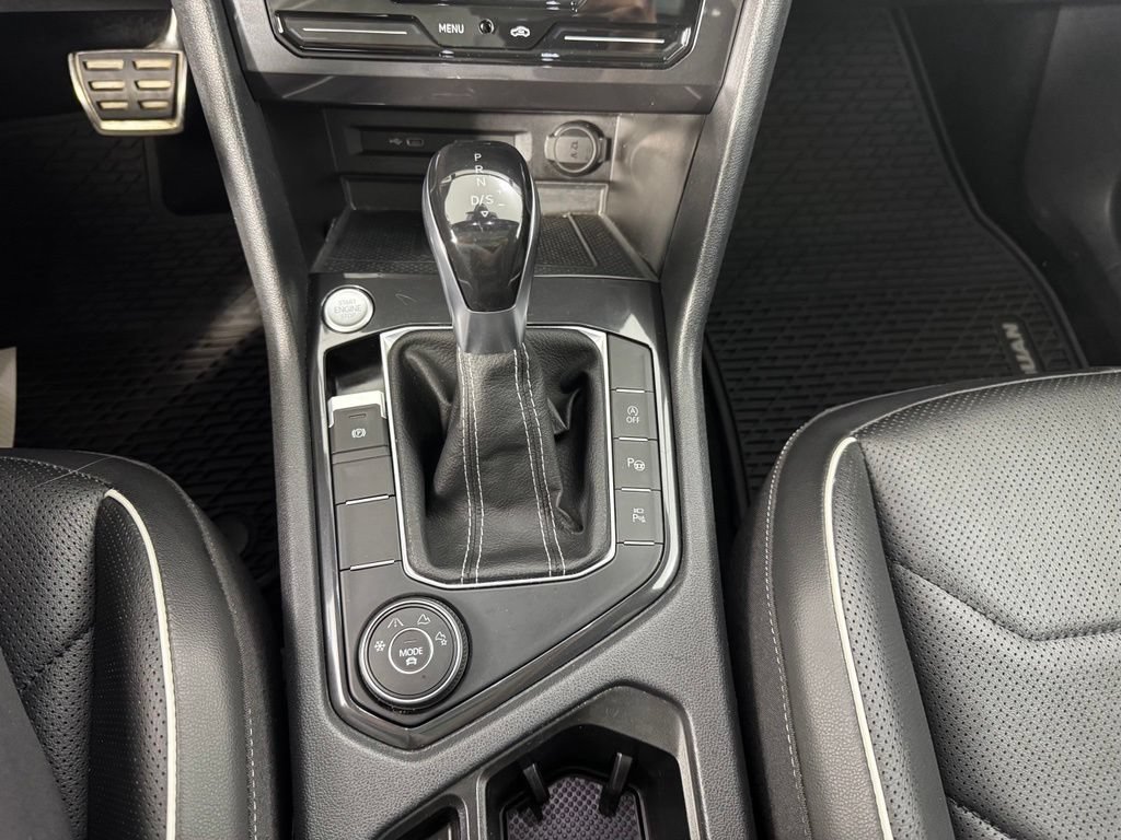 Used 2022 Volkswagen Tiguan SEL R-Line AWD/4WD image 19
