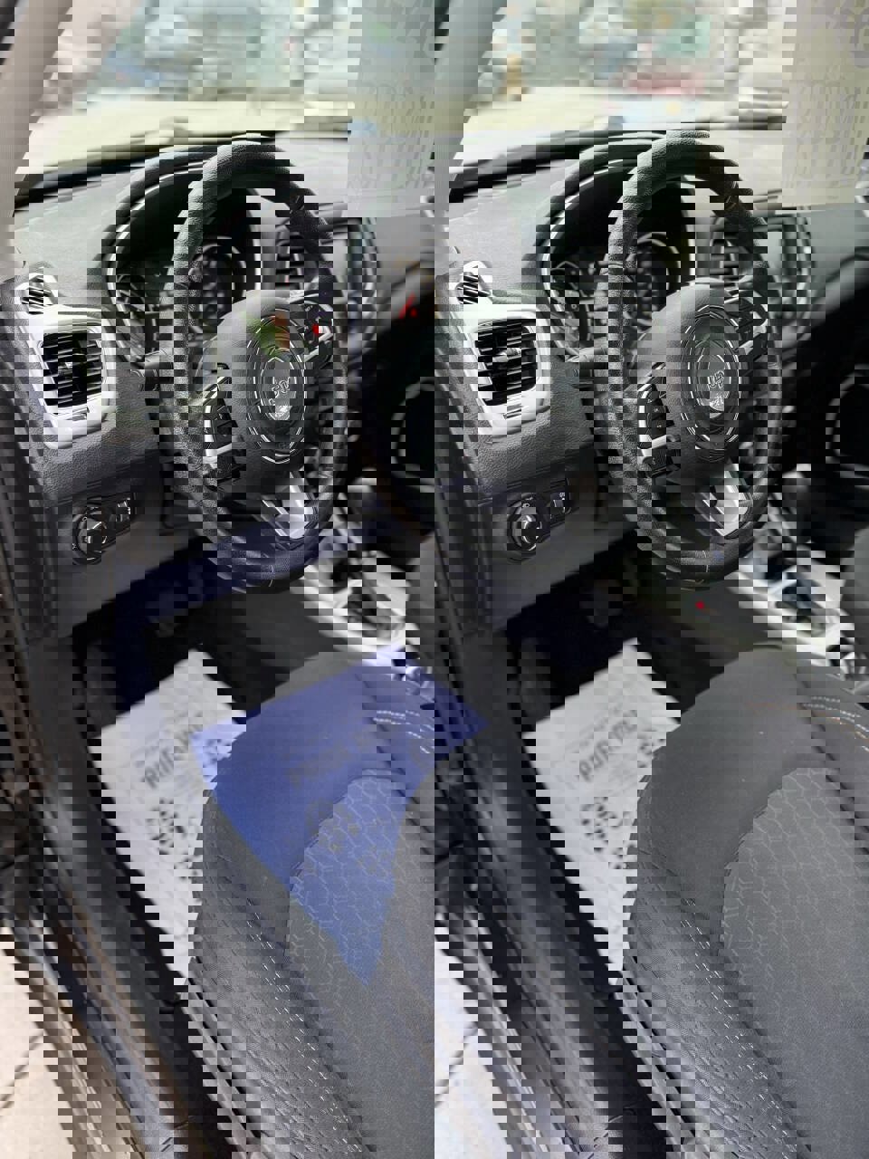 Used 2017 Jeep Compass Sport image 16