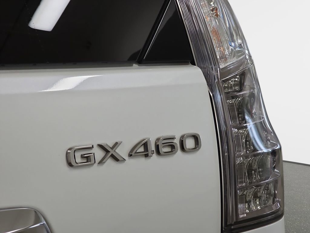 Used 2021 Lexus GX 460 Premium w/ Premium Package image 32
