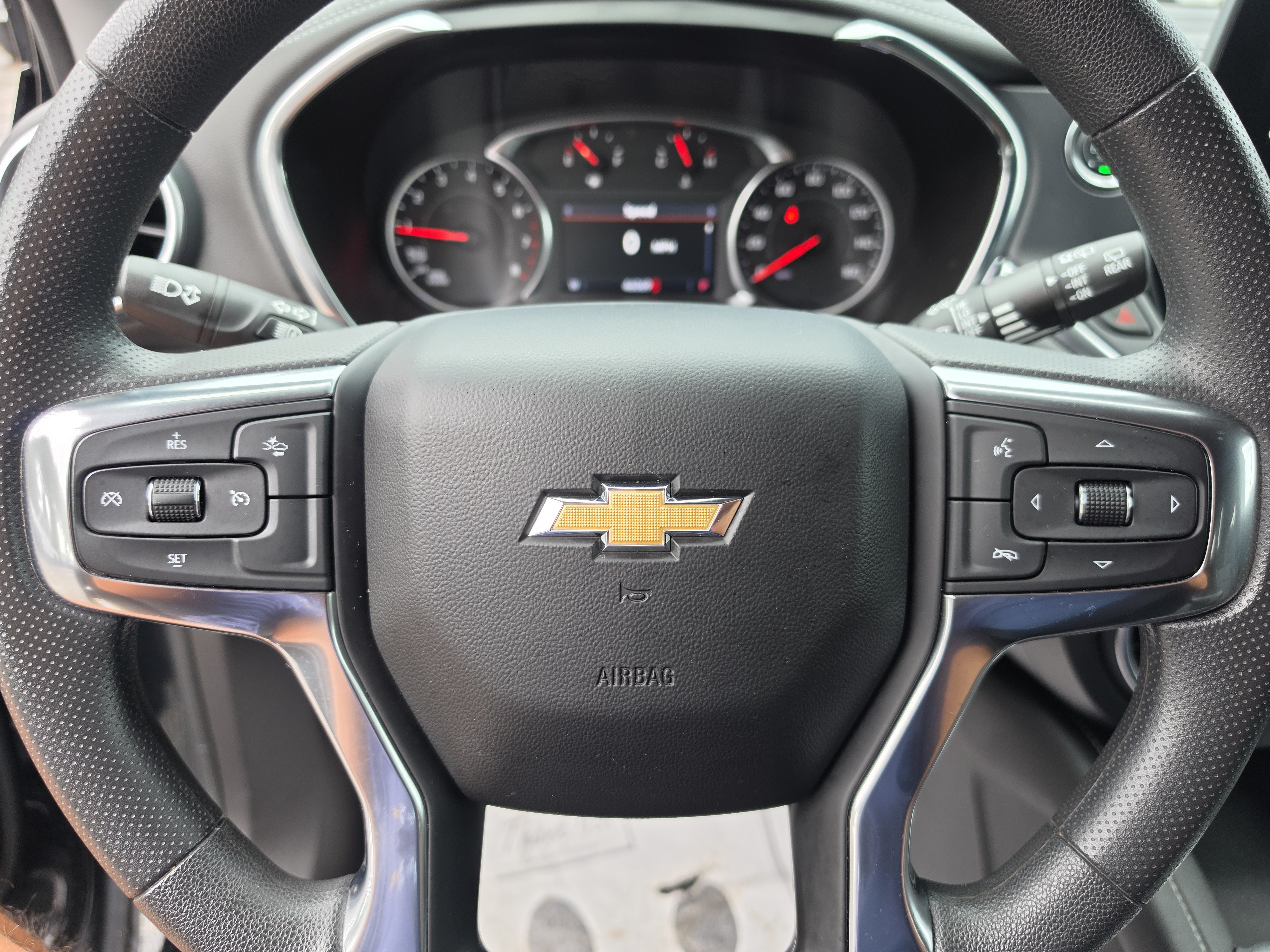 Used 2025 Chevrolet Blazer LT FWD image 33