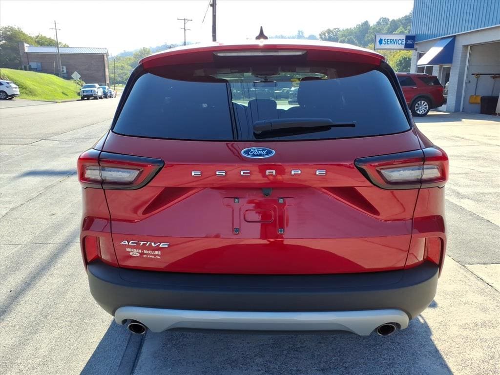 Used 2025 Ford Escape Active FWD image 6