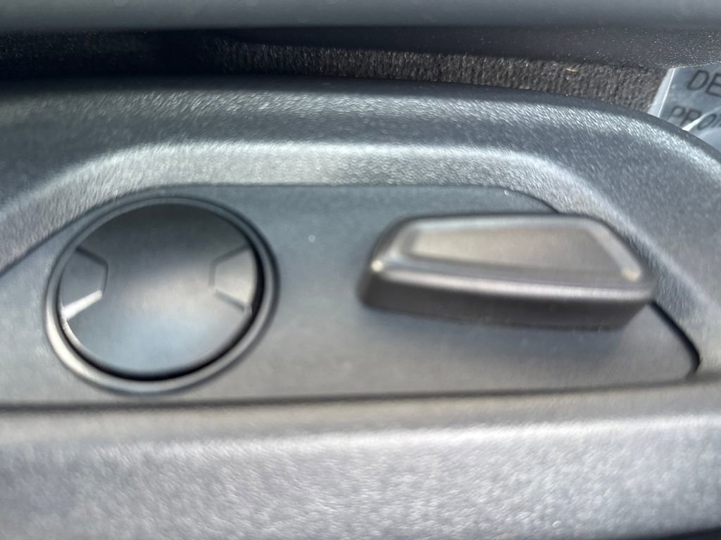 Used 2025 Ford Mustang Coupe image 14