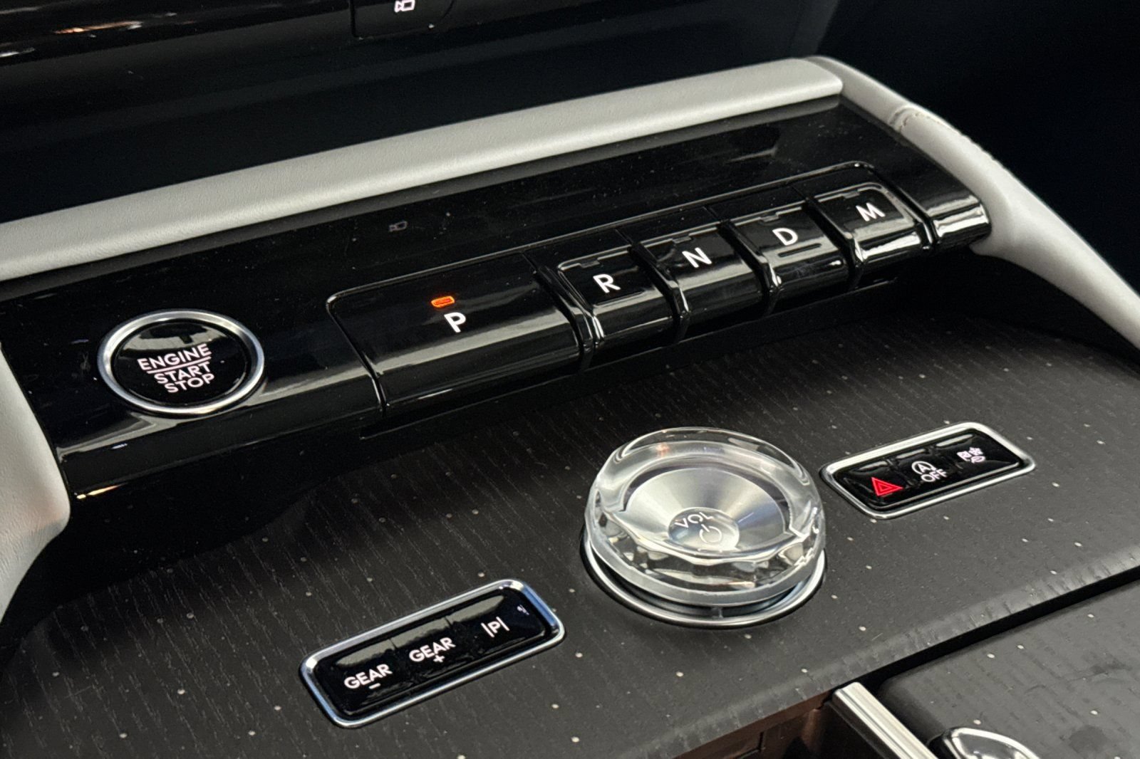 New 2026 Lincoln Navigator L Black Label AWD/4WD image 18