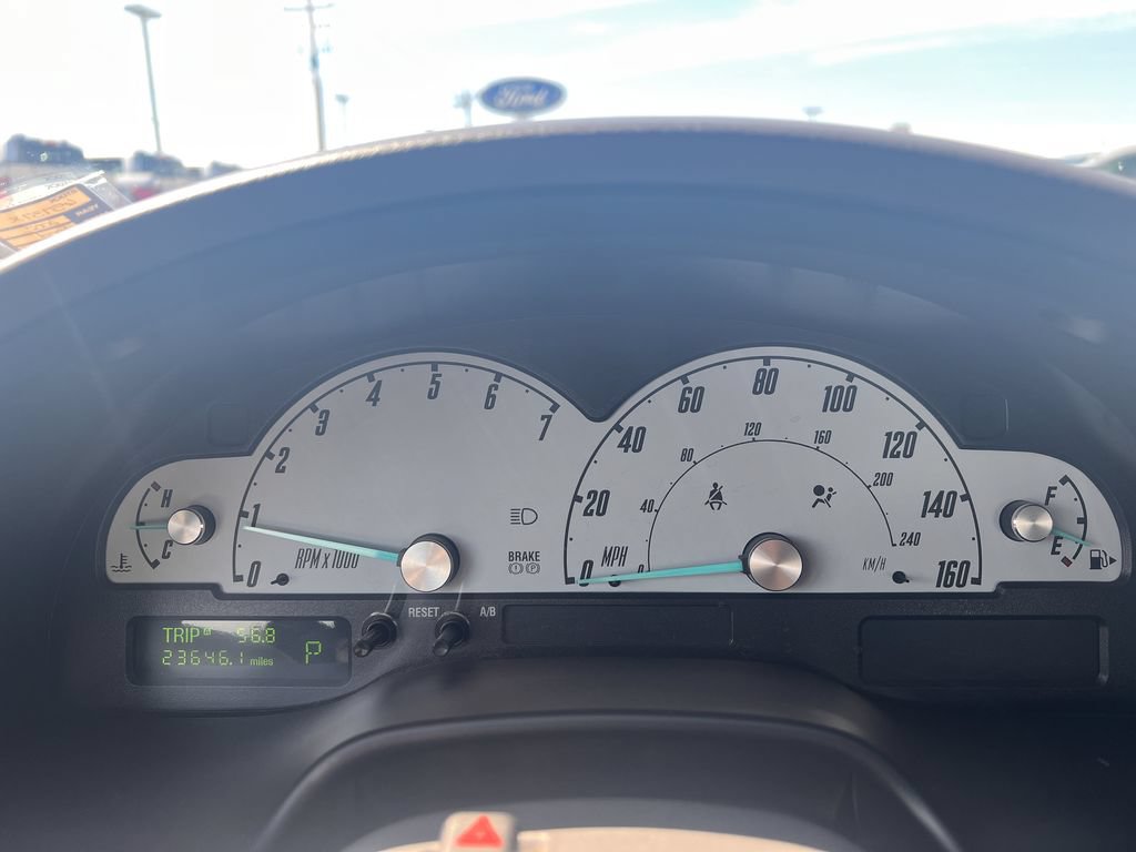 Used 2002 Ford Thunderbird RWD image 18