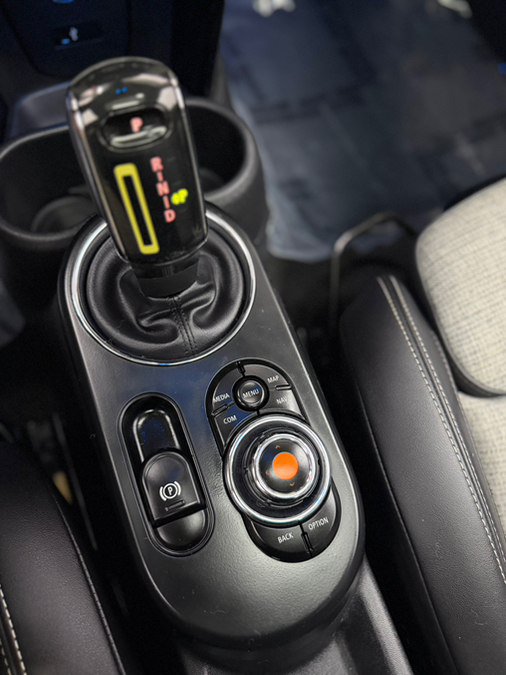 Used 2020 MINI Cooper SE w/ 6.5" Touchscreen Package FWD image 26