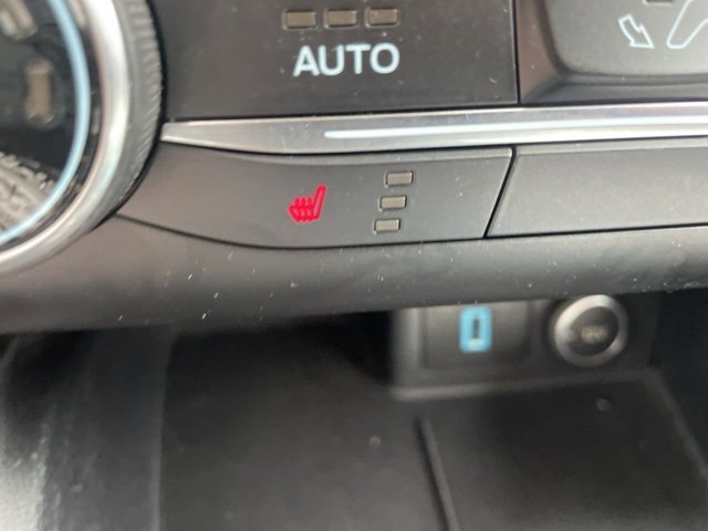 Used 2020 Ford Escape SE image 30