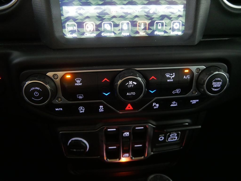 Used 2021 Jeep Wrangler Unlimited Sahara w/ Uconnect 4C Nav & Sound Group image 35