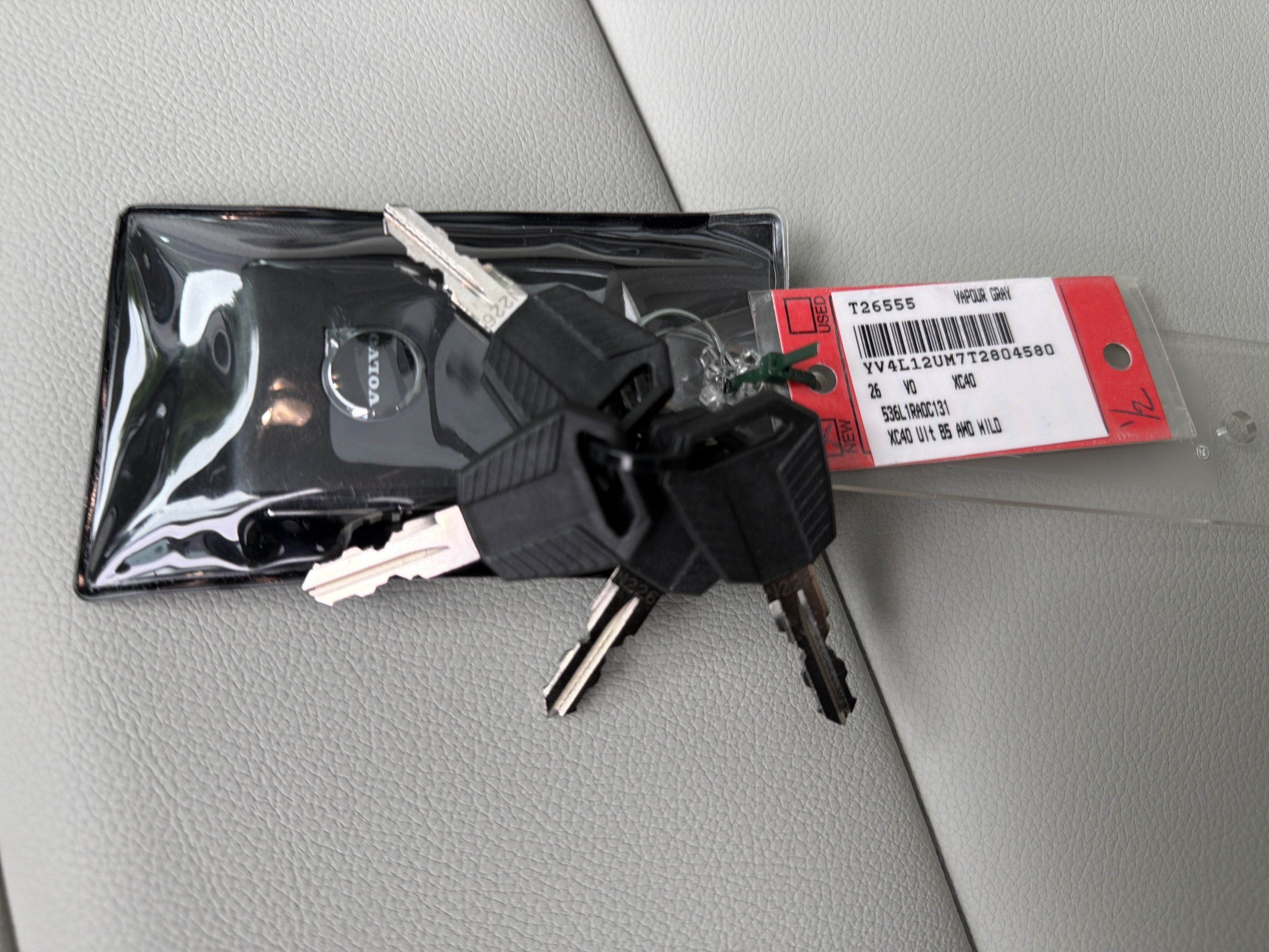 New 2026 Volvo XC40 B5 Ultra w/ Protection Package Premier AWD/4WD image 38
