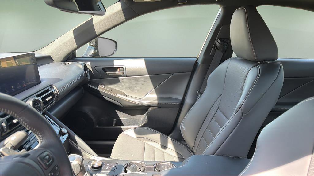 Used 2025 Lexus IS 350 F Sport w/ Navigation Package image 12
