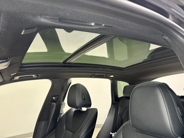 Used 2022 BMW X3 xDrive30i w/ Premium Package 2 AWD/4WD image 2