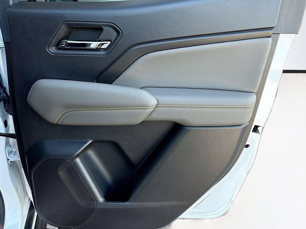 Used 2024 Chevrolet Colorado ZR2 w/ Technology Package image 26