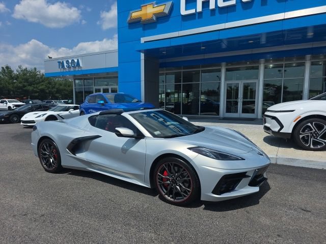 Used 2023 Chevrolet Corvette Stingray Preferred Cpe w/ Z51 Performance Package RWD image 1