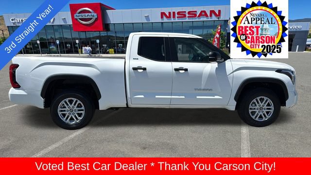 Used 2022 Toyota Tundra SR5 w/ SR5 Convenience Package AWD/4WD image 2