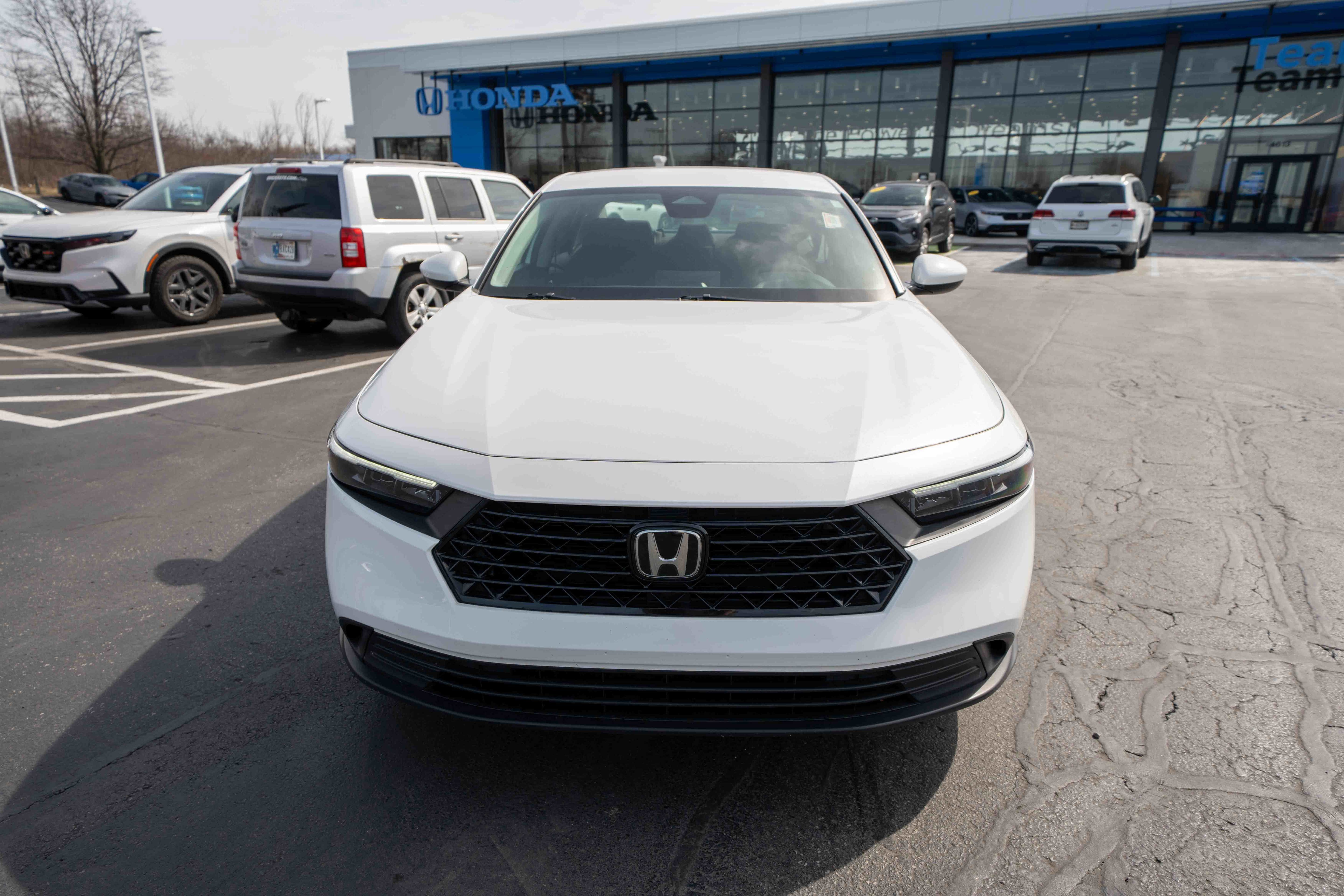 Used 2024 Honda Accord LX image 2