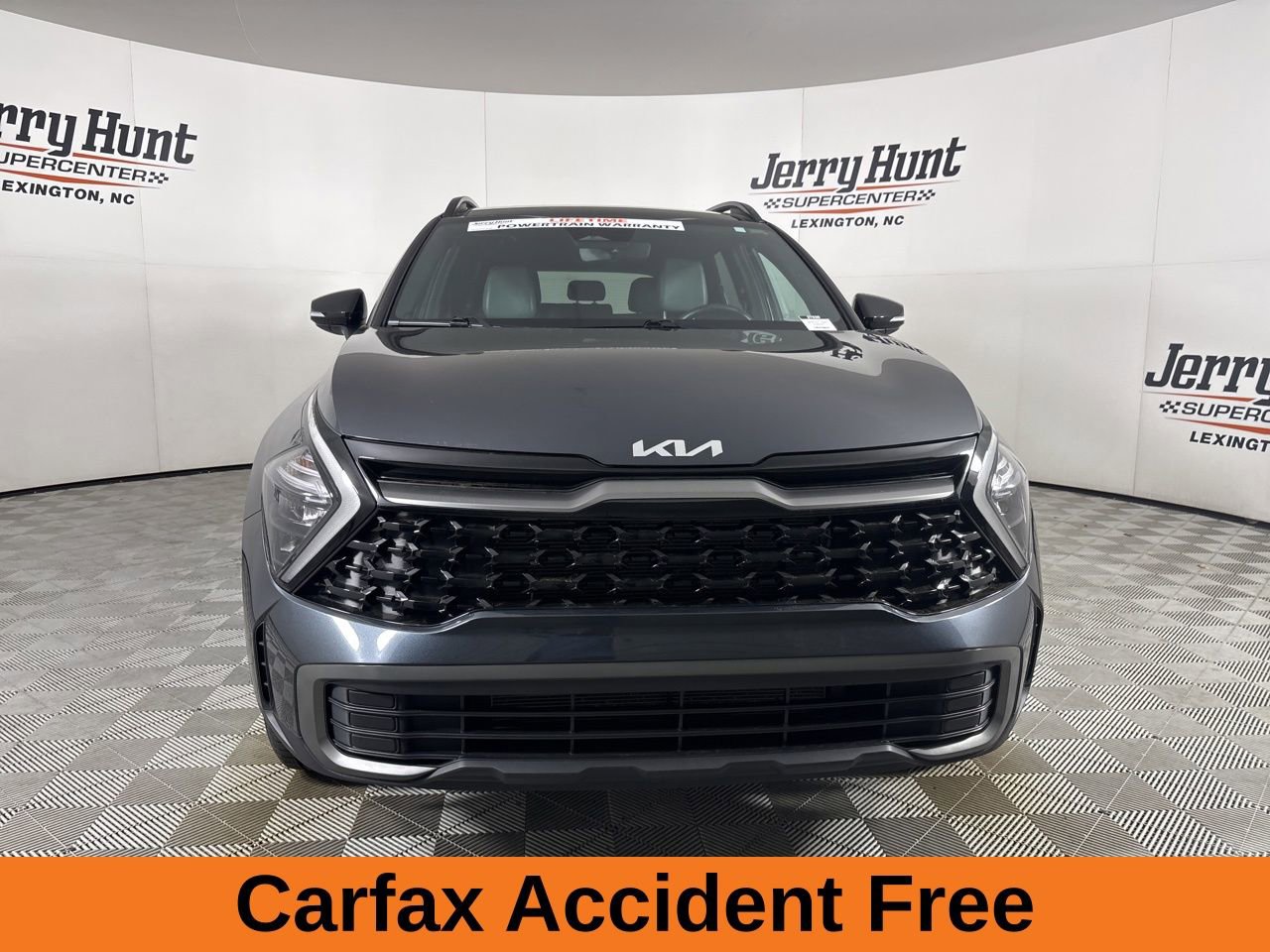 Used 2023 Kia Sportage X-Line w/ X-Line Premium Package image 3