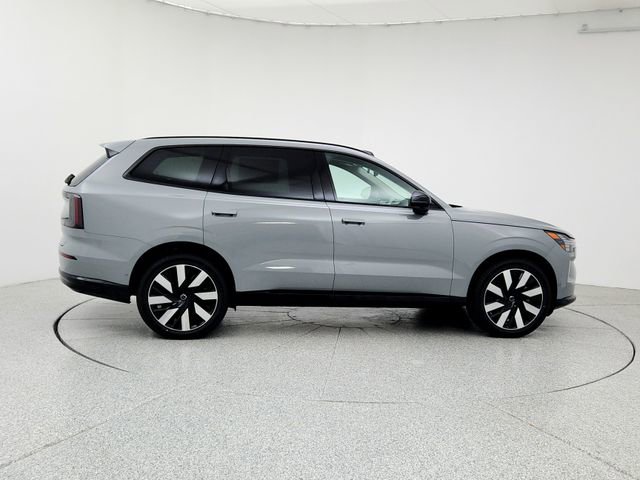 New 2025 Volvo EX90 Plus w/ Protection Package Premier image 4