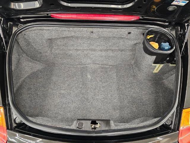 Used 2000 Porsche Boxster RWD image 26