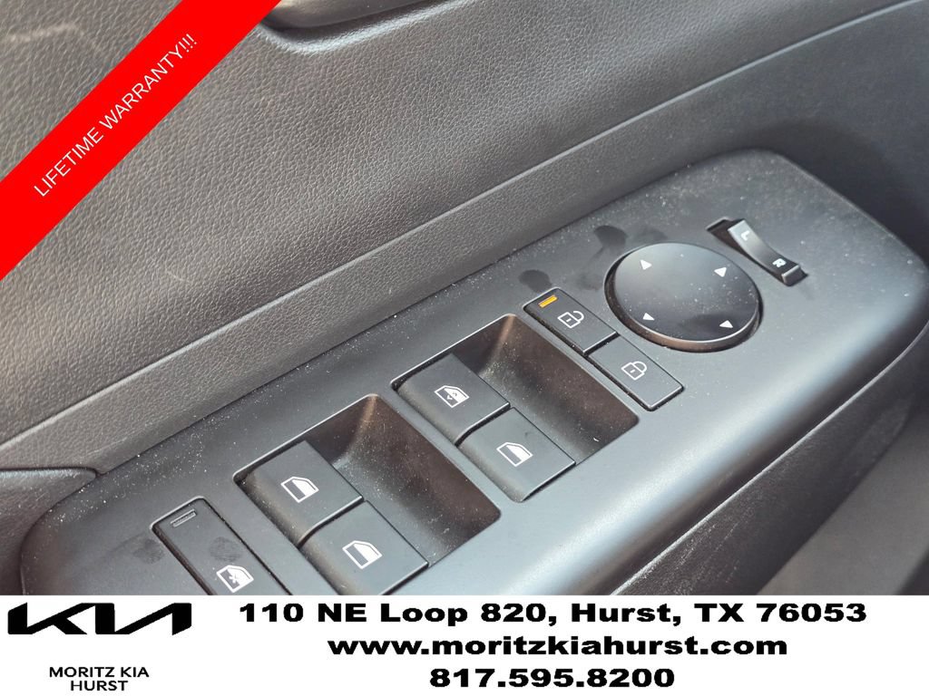 Used 2025 Hyundai Kona SEL FWD image 26