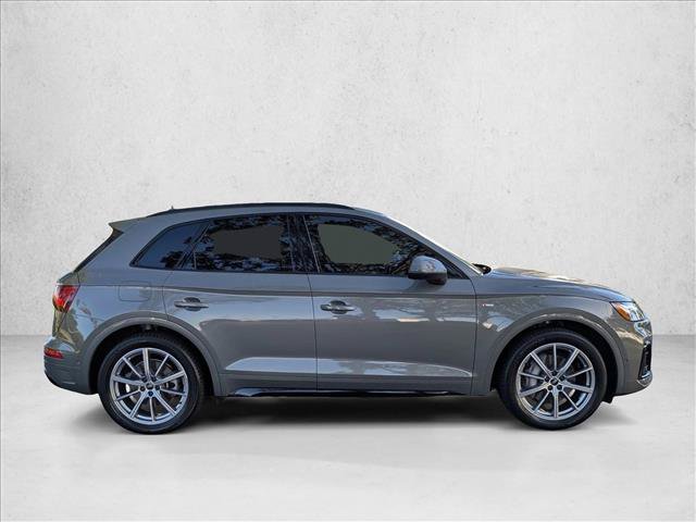 Used 2023 Audi Q5 e Prestige AWD/4WD image 4