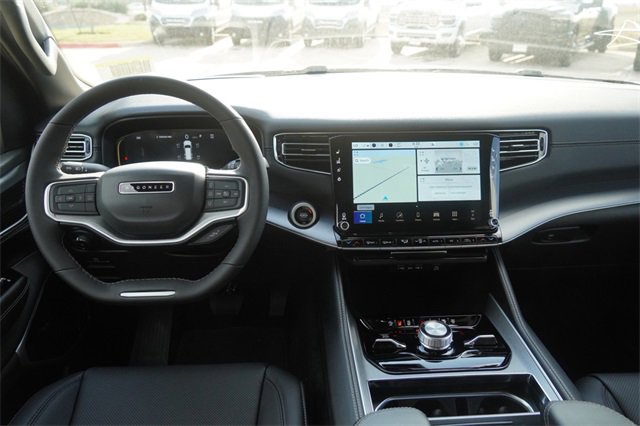 New 2025 Jeep Wagoneer Series III image 17