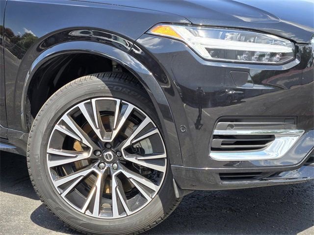 New 2025 Volvo XC90 T8 Plus w/ Protection Package Premier image 10