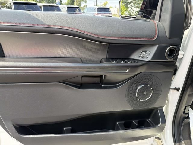 Used 2019 Ford Expedition Limited w/ Equipment Group 303A AWD/4WD image 18