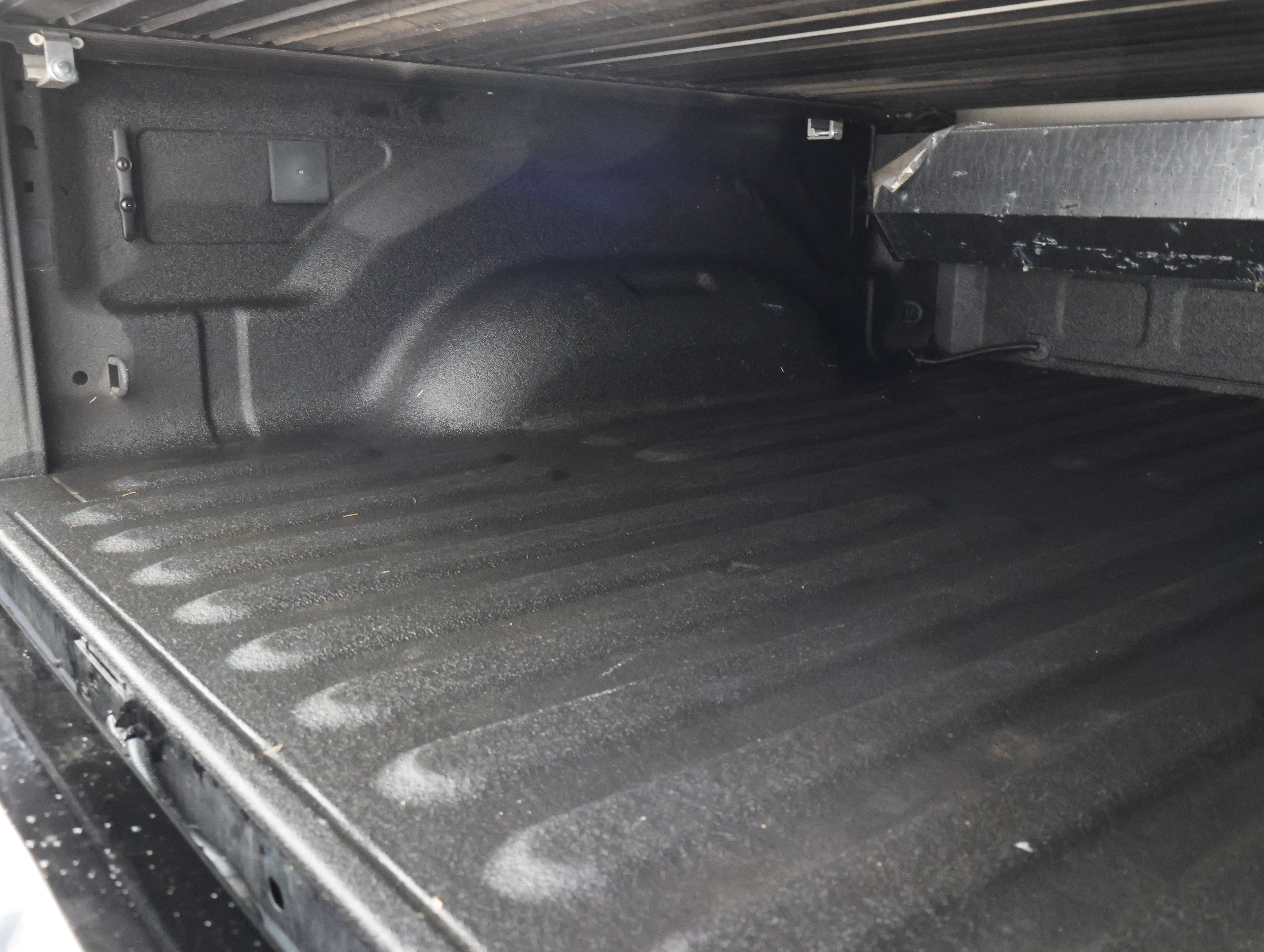 Used 2024 RAM 2500 Big Horn w/ Night Edition AWD/4WD image 5