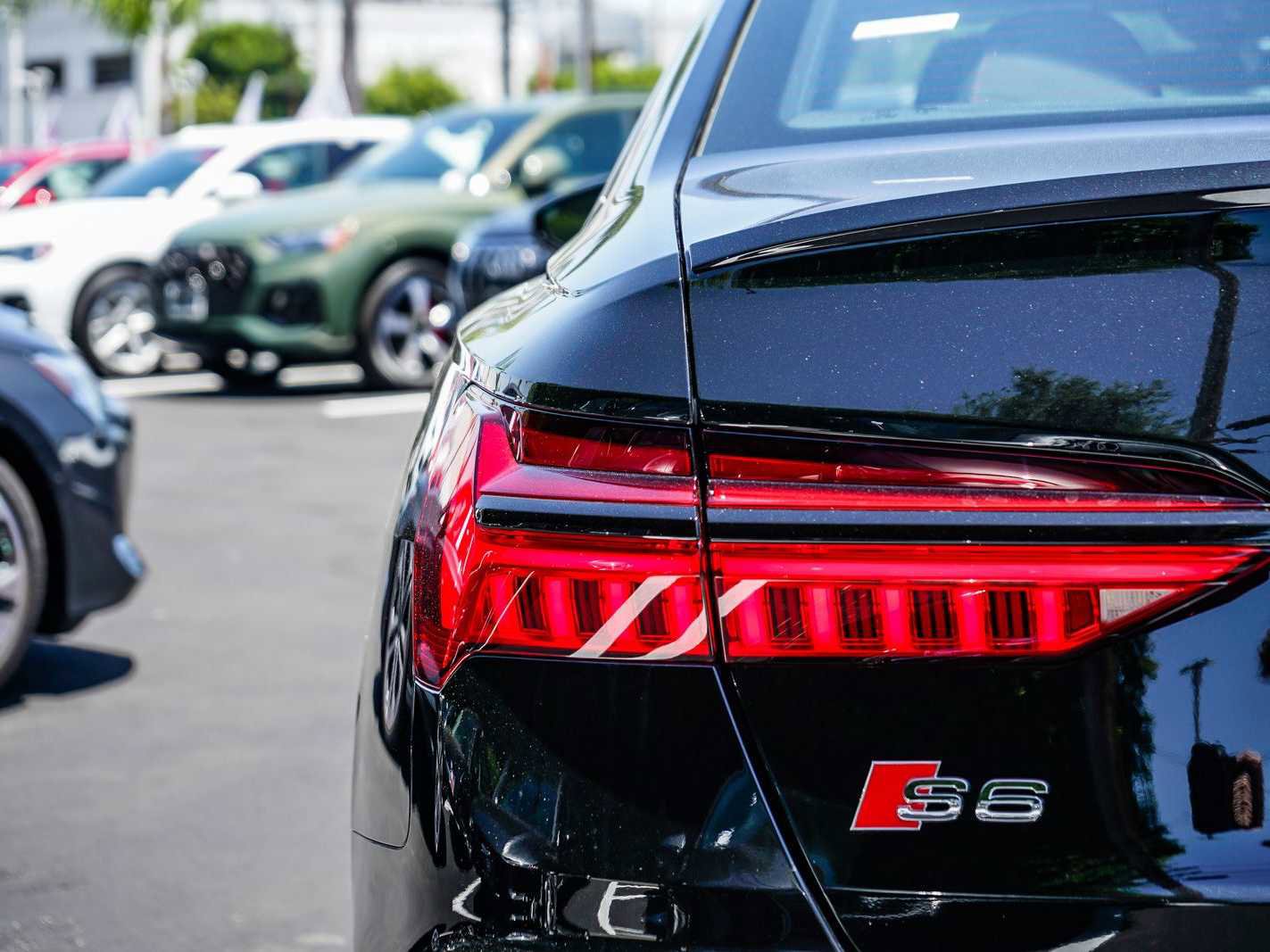 New 2025 Audi S6 Premium Plus AWD/4WD image 9